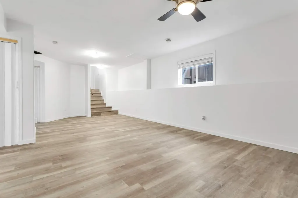 5807 44 Avenue Rocky Mountain House AB T4T 0A1