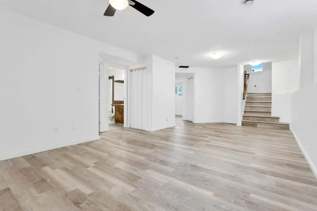5807 44 Avenue Rocky Mountain House AB T4T 0A1