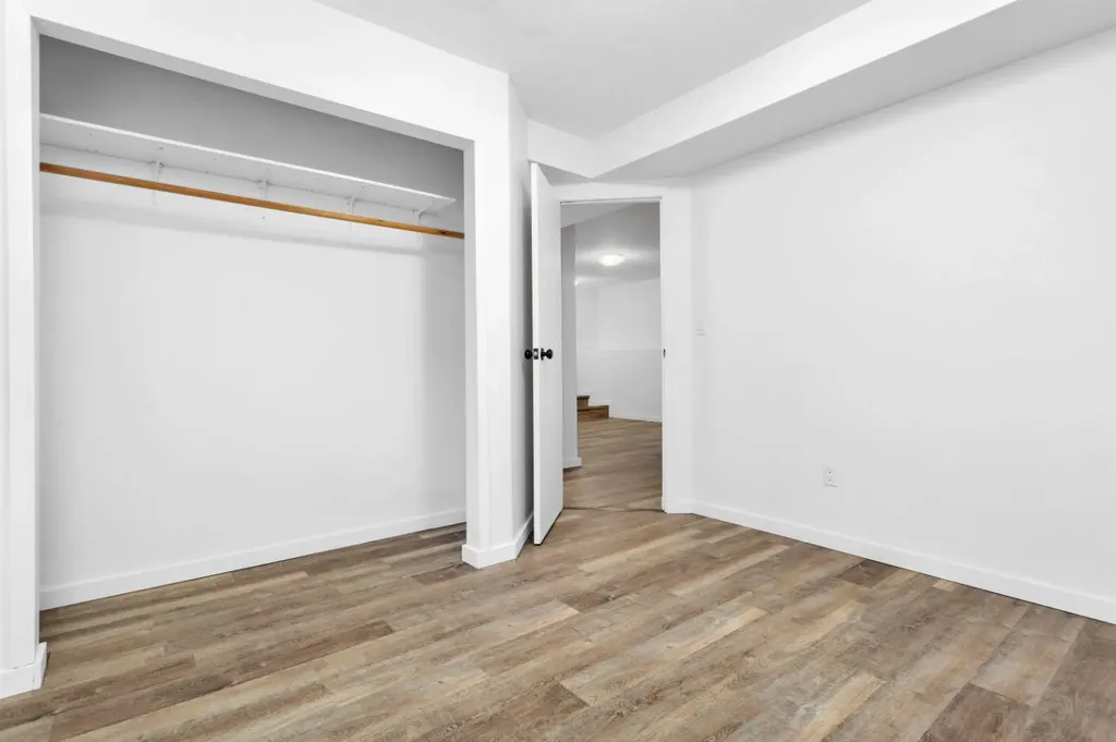 5807 44 Avenue Rocky Mountain House AB T4T 0A1