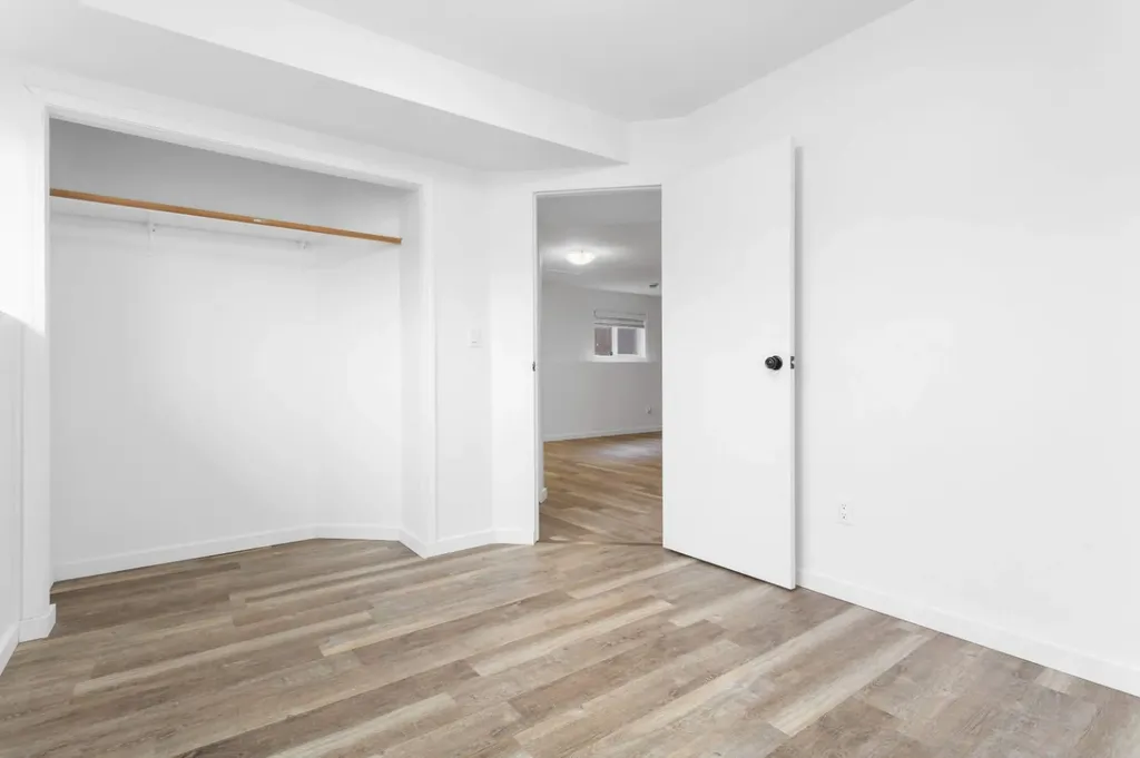 5807 44 Avenue Rocky Mountain House AB T4T 0A1