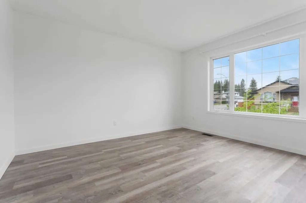 5807 44 Avenue Rocky Mountain House AB T4T 0A1