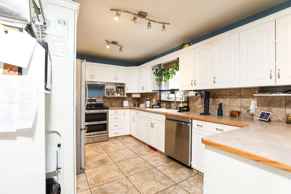 18 Garden Place Magrath AB T0K 1J0