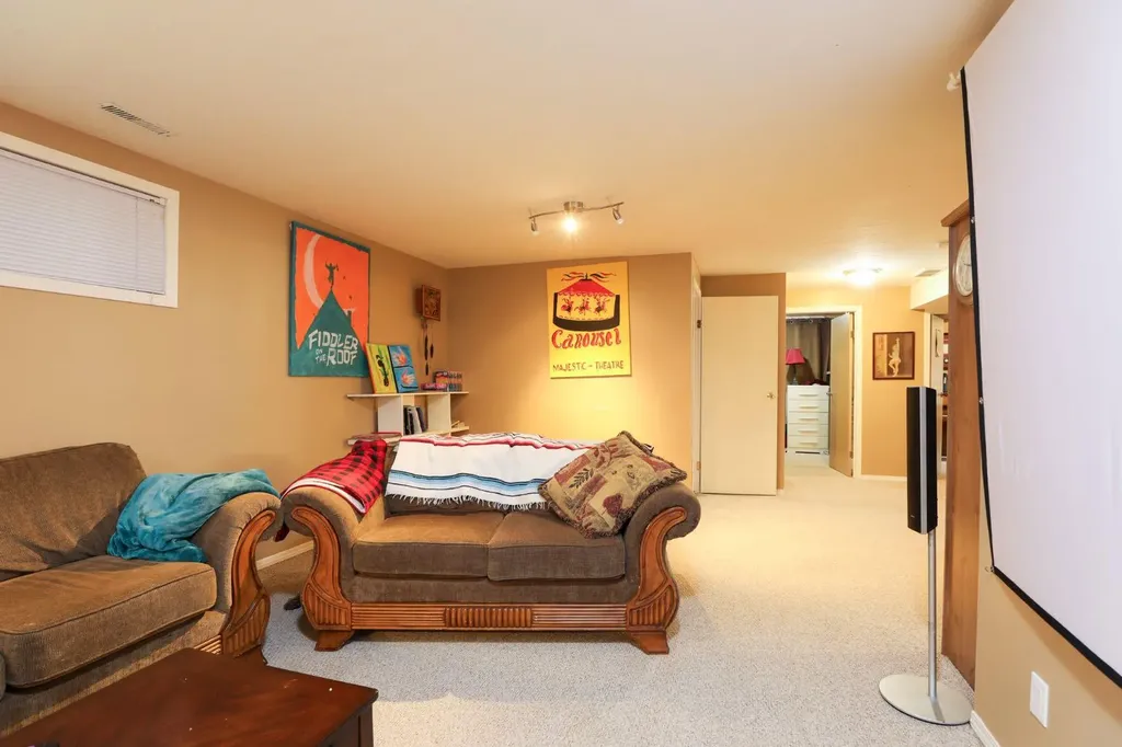 18 Garden Place Magrath AB T0K 1J0