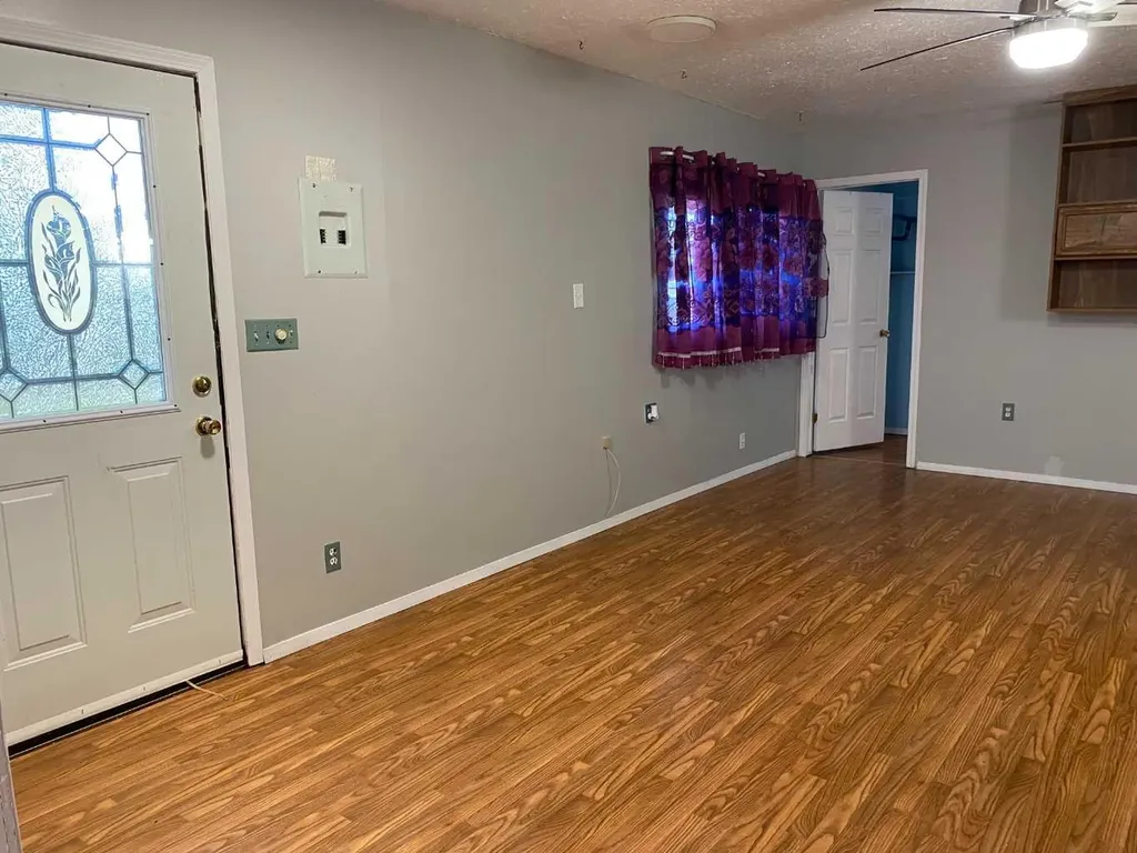 4411 62 Street Rocky Mountain House AB T4T1B1