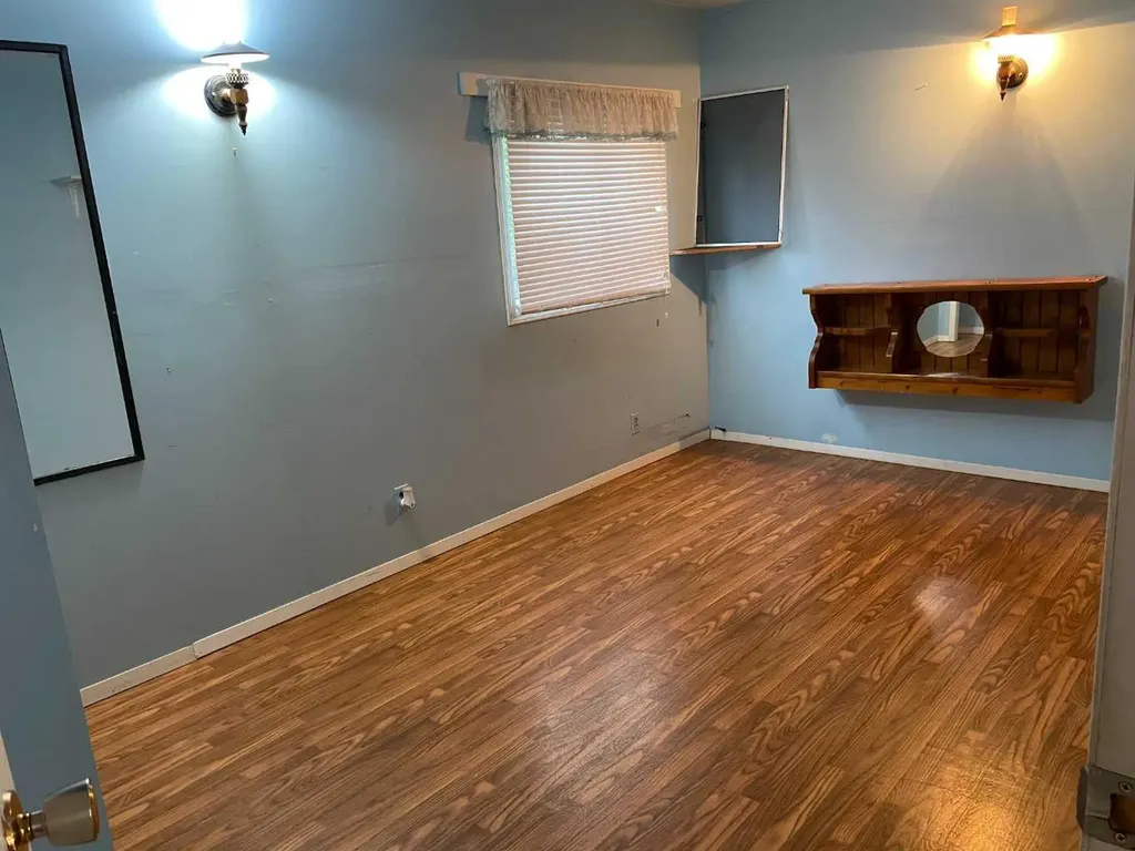 4411 62 Street Rocky Mountain House AB T4T1B1