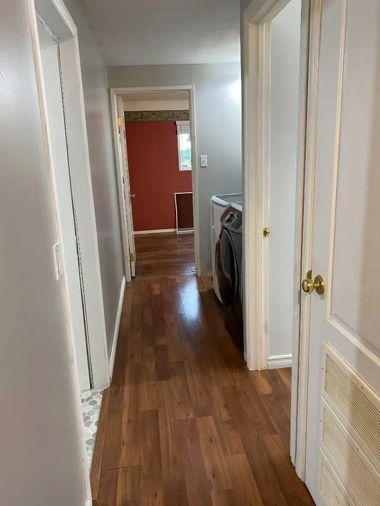 4411 62 Street Rocky Mountain House AB T4T1B1