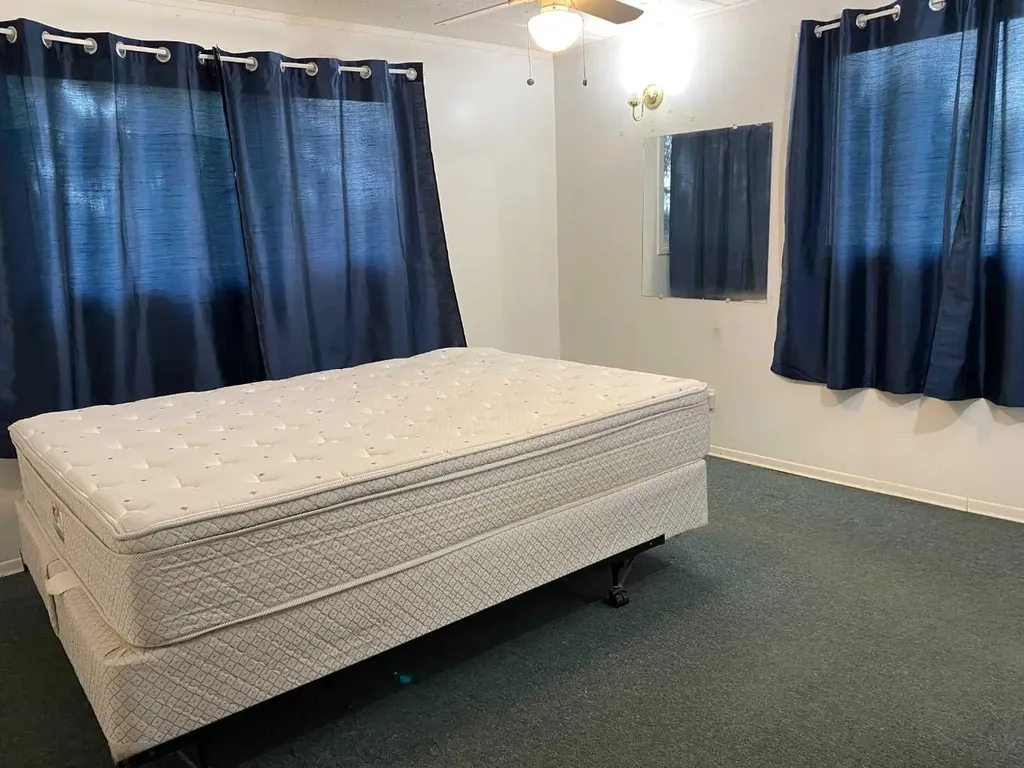 4411 62 Street Rocky Mountain House AB T4T1B1