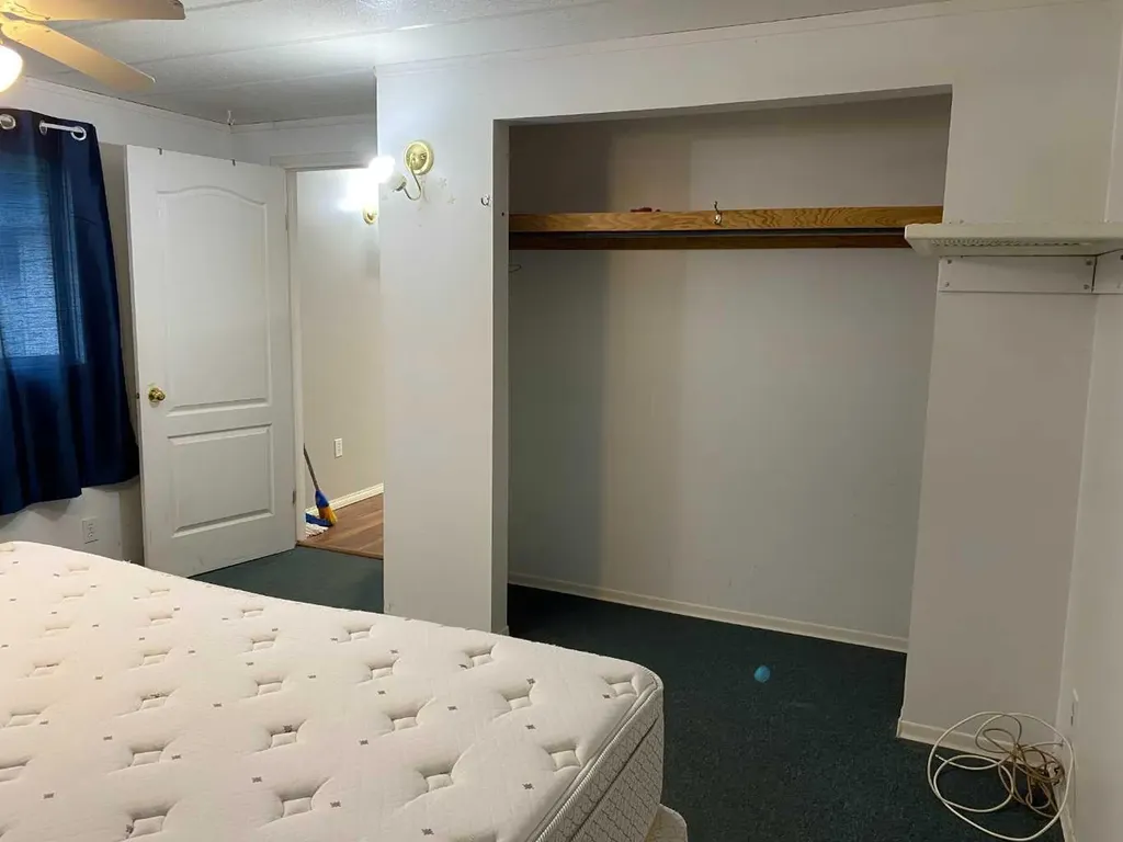 4411 62 Street Rocky Mountain House AB T4T1B1