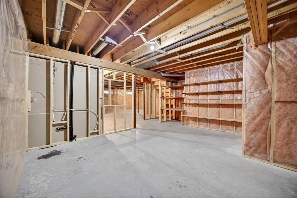 24 Edenwold Green NW Calgary AB T3A 5B8