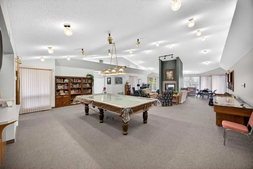 24 Edenwold Green NW Calgary AB T3A 5B8