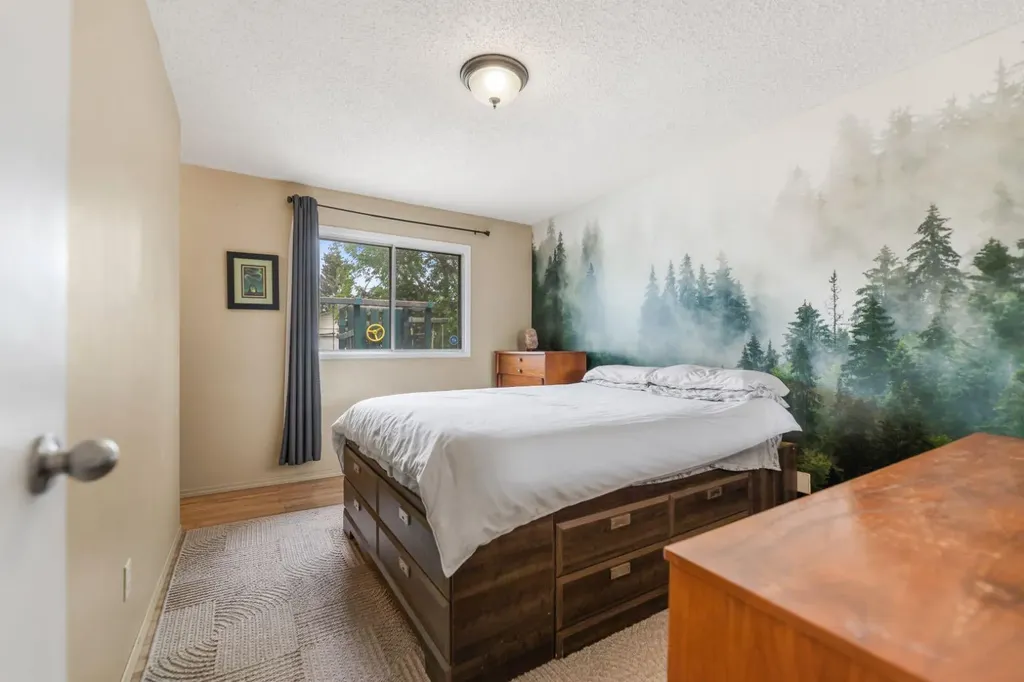 6795 Malvern Road NE Calgary AB T2A 5R1