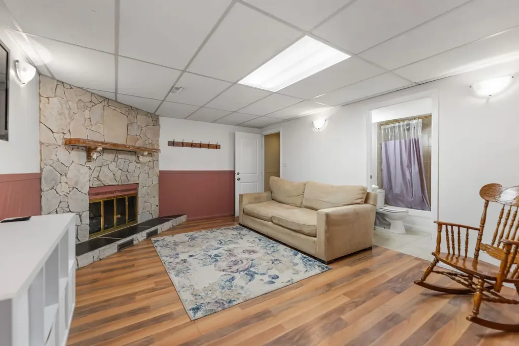 6795 Malvern Road NE Calgary AB T2A 5R1