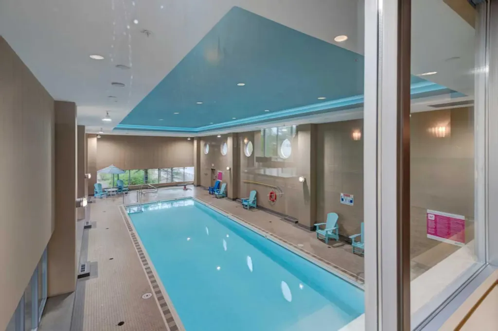 77 Spruce Place SW Calgary AB T3C3X6