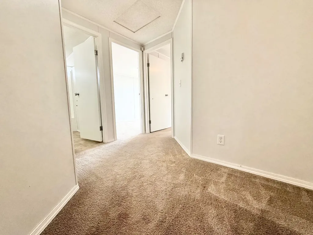 56 Meadowplace Crescent E Brooks AB T1R 1B6