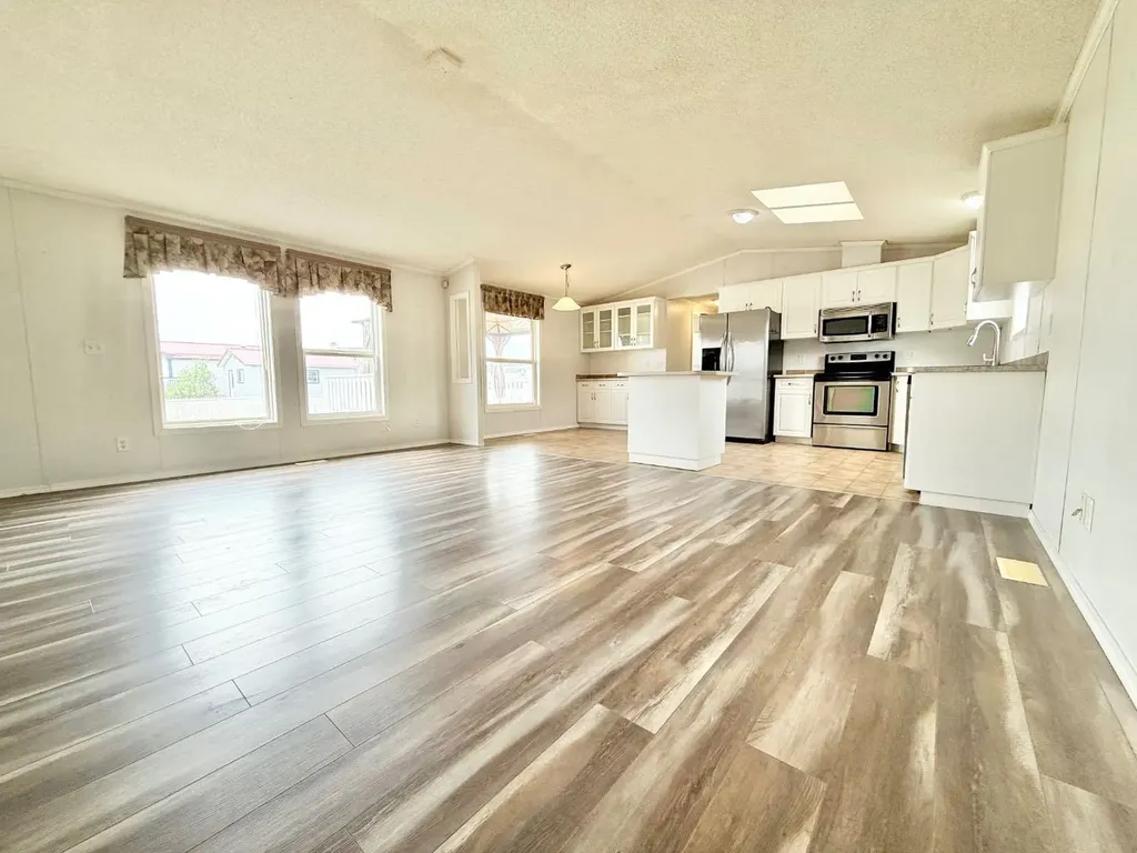 56 Meadowplace Crescent E Brooks AB T1R 1B6