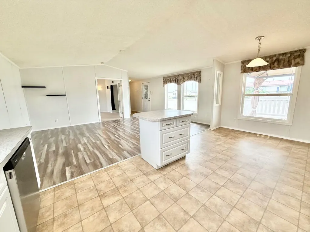 56 Meadowplace Crescent E Brooks AB T1R 1B6