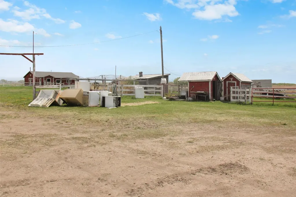 47038 Range Road 191 Rural Camrose County AB T0B 3P0