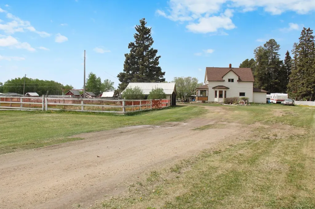 47038 Range Road 191 Rural Camrose County AB T0B 3P0