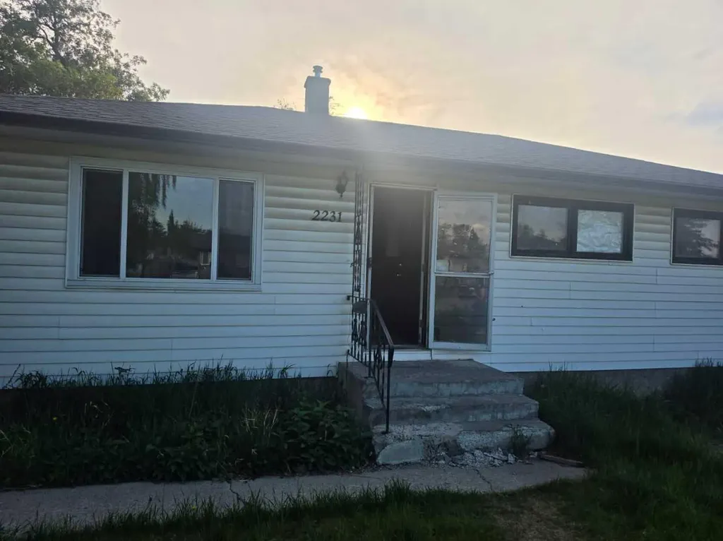2231 40 Street SE Calgary AB T2B1B8