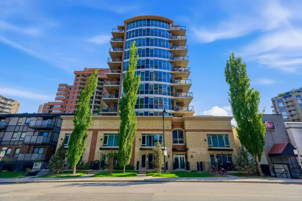 733 2 Avenue SW Calgary AB T2P 0E4