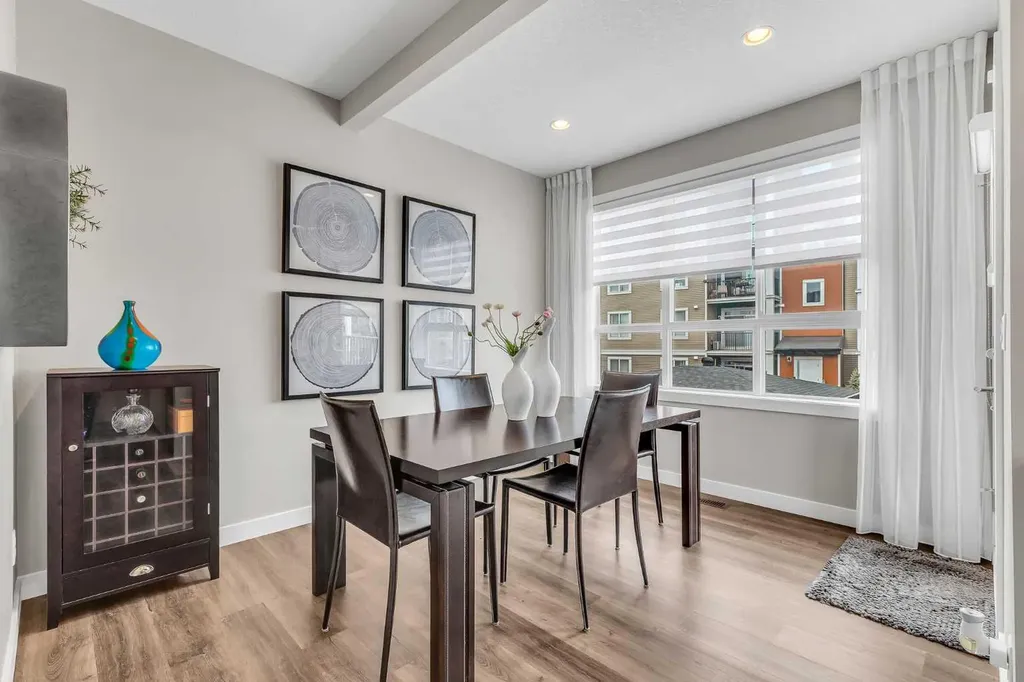 101 Walgrove Cove SE Calgary AB T2X 4E1