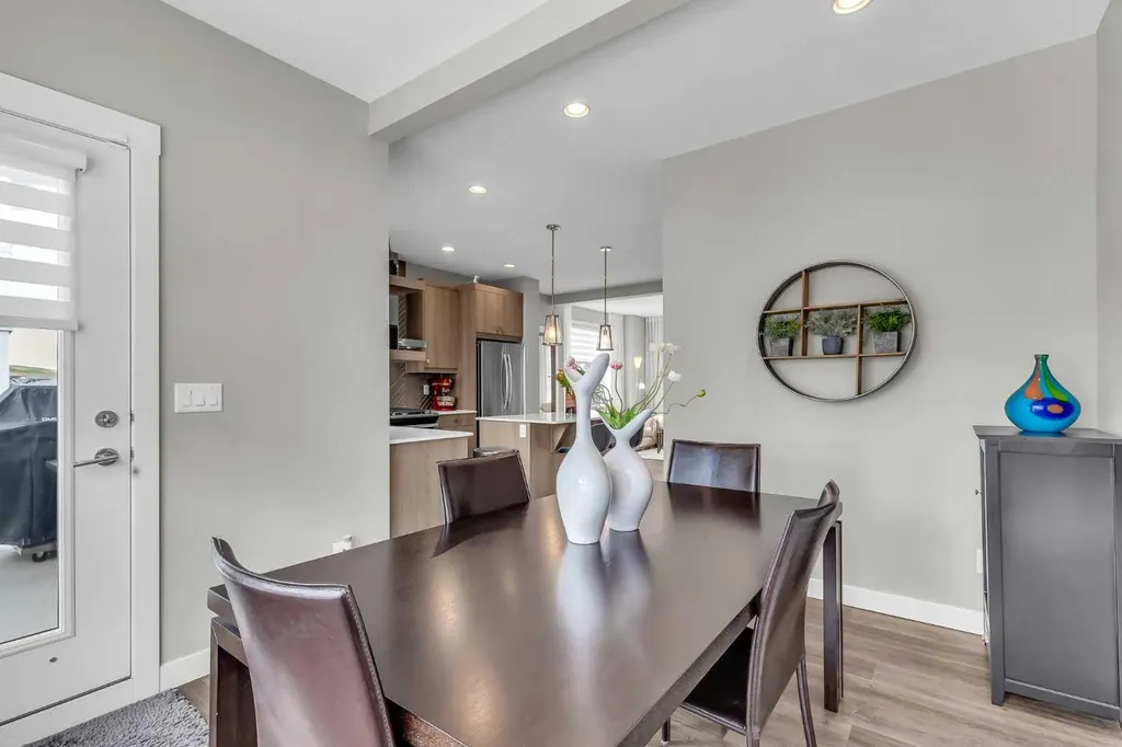 101 Walgrove Cove SE Calgary AB T2X 4E1