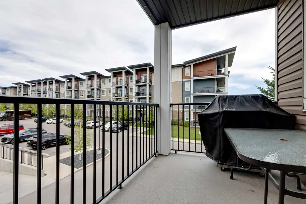 101 Walgrove Cove SE Calgary AB T2X 4E1