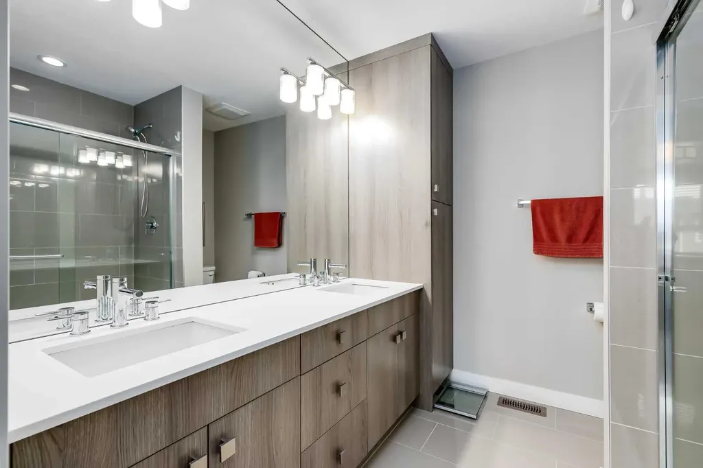 101 Walgrove Cove SE Calgary AB T2X 4E1