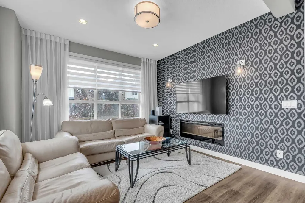 101 Walgrove Cove SE Calgary AB T2X 4E1