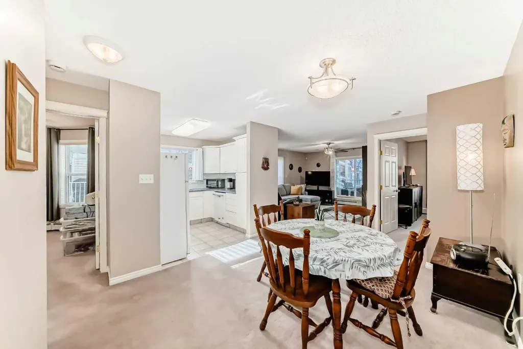 6800 Hunterview Drive NW Calgary AB T2K 6K5