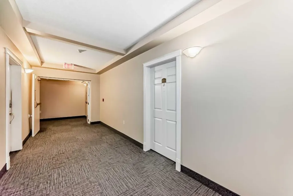 6800 Hunterview Drive NW Calgary AB T2K 6K5