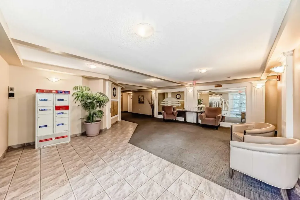 6800 Hunterview Drive NW Calgary AB T2K 6K5