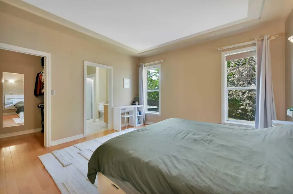 1 Spruce Close Lacombe AB T4L 2L3