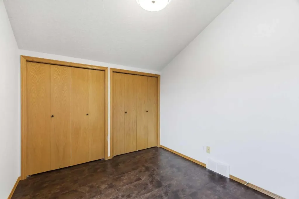 68 Silver Springs Way Airdrie AB T4B2R6