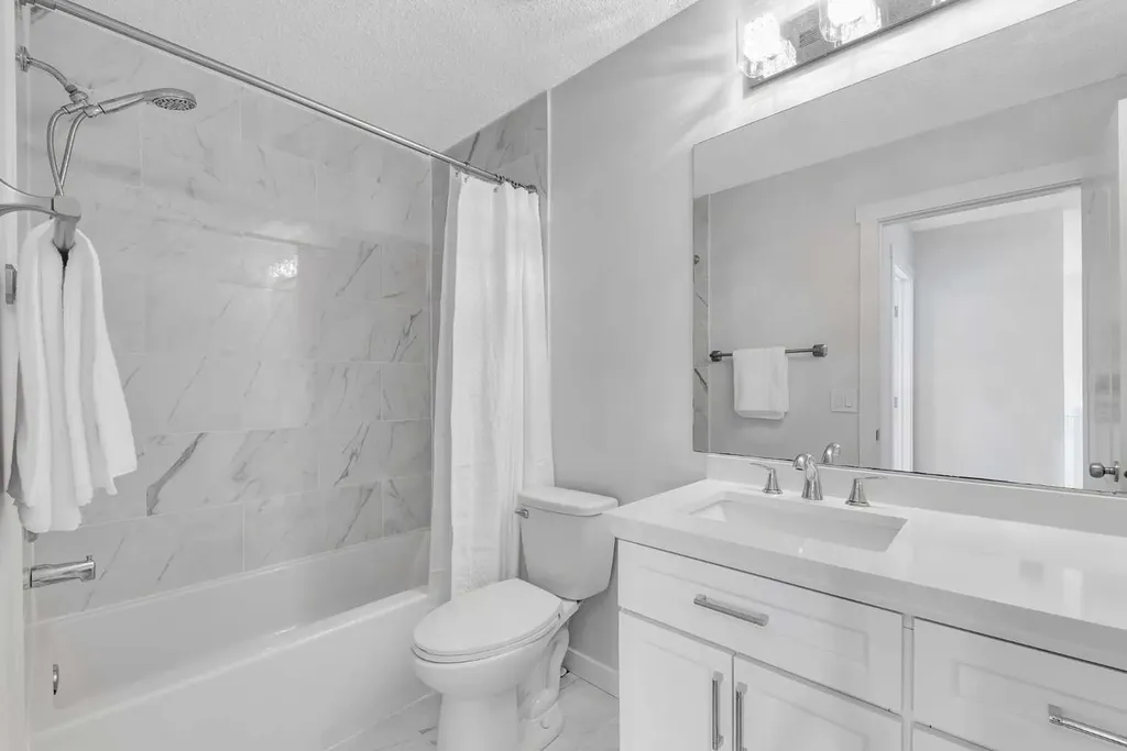 214 Royal Birch View NW Calgary AB T3G 5J8