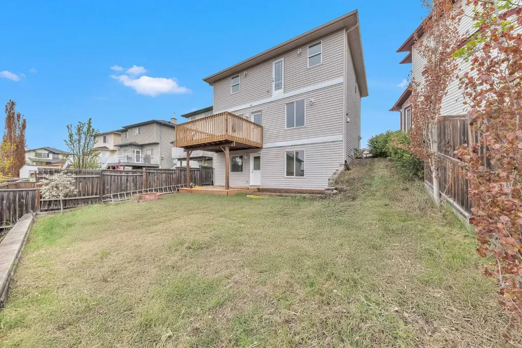 214 Royal Birch View NW Calgary AB T3G 5J8