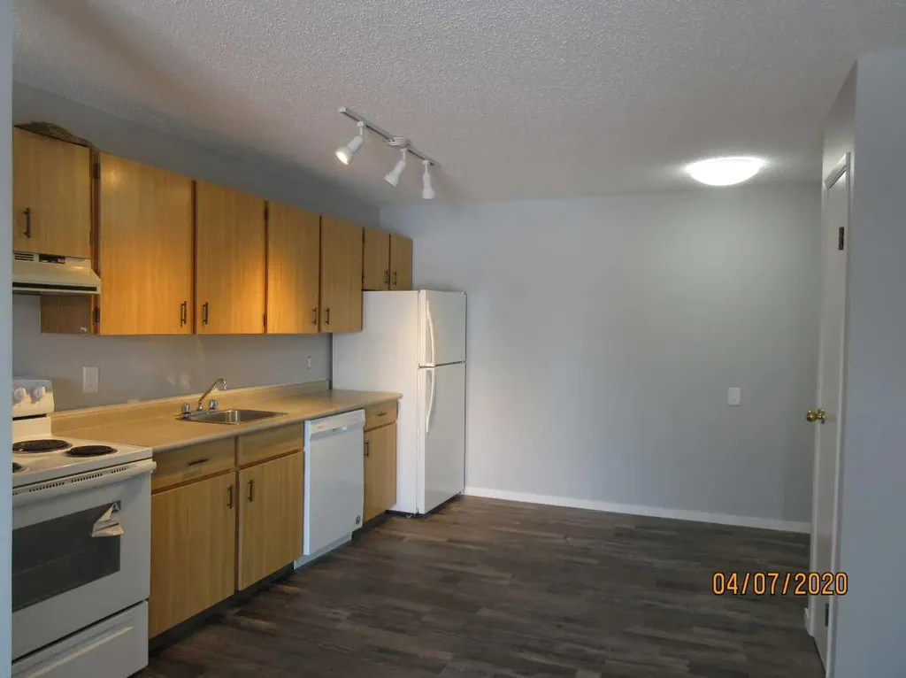 3007 57a Avenue Lloydminster AB T9V 1W5