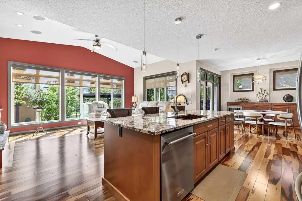 652 Quarry Way SE Calgary AB T2C 5H6