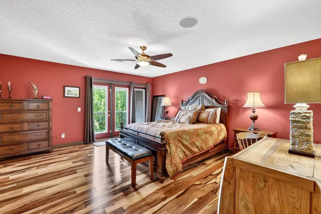 652 Quarry Way SE Calgary AB T2C 5H6