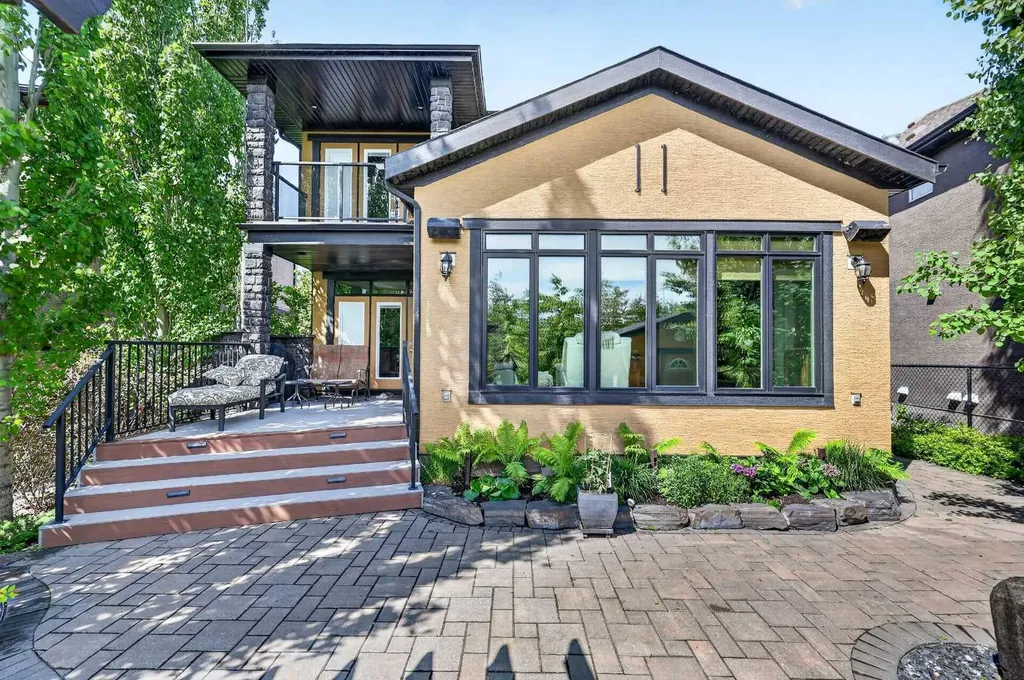 652 Quarry Way SE Calgary AB T2C 5H6