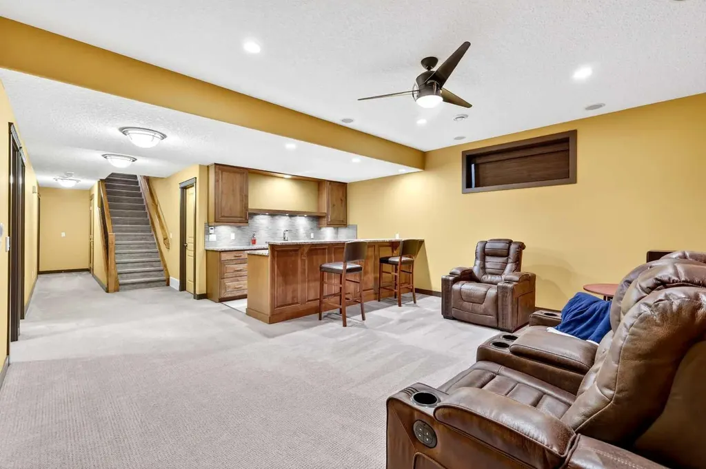 652 Quarry Way SE Calgary AB T2C 5H6
