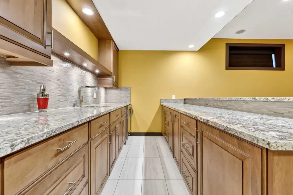 652 Quarry Way SE Calgary AB T2C 5H6