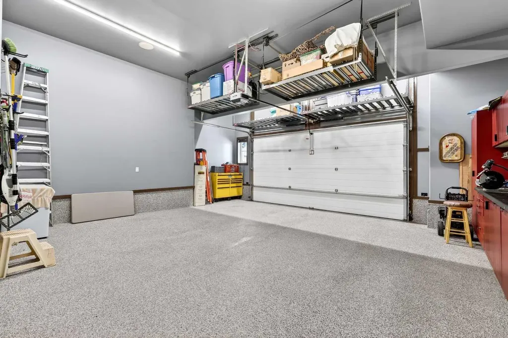 652 Quarry Way SE Calgary AB T2C 5H6