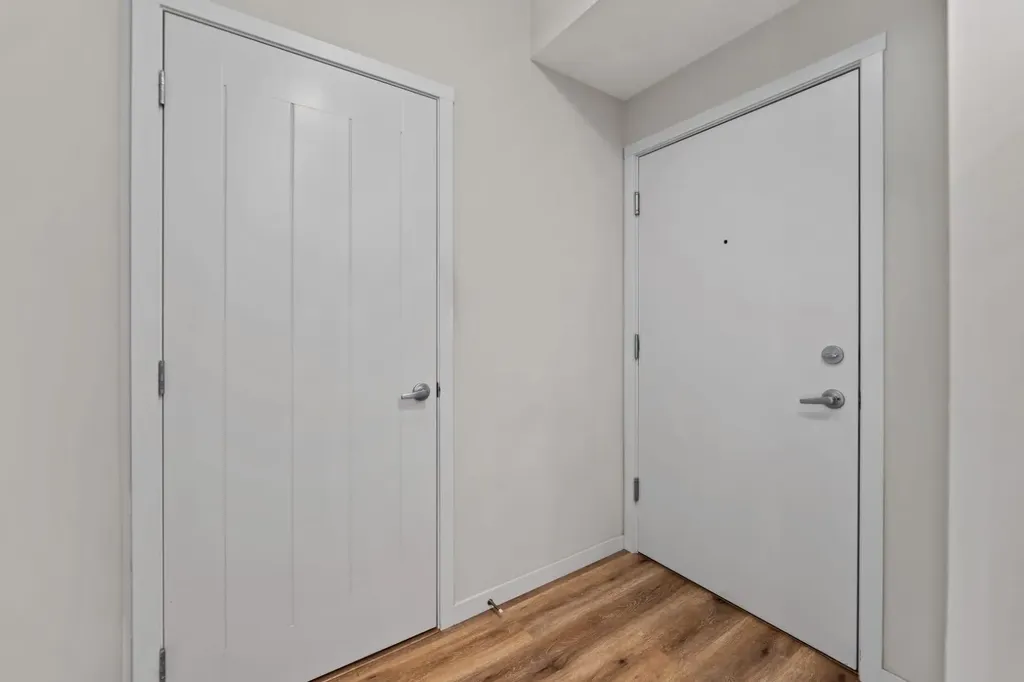 20 Seton Park SE Calgary AB T3M2V4