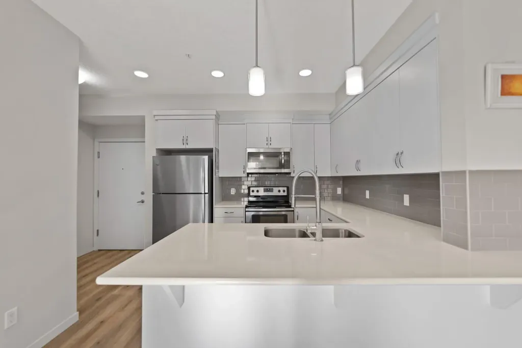 20 Seton Park SE Calgary AB T3M2V4
