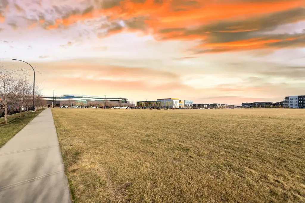 20 Seton Park SE Calgary AB T3M2V4