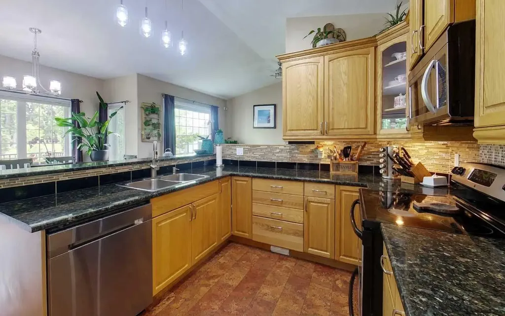 1409 Edson Drive Edson AB T7E 1H6