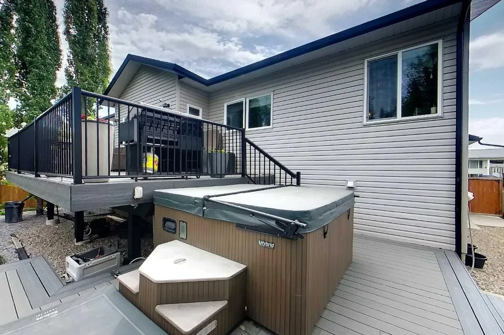 1409 Edson Drive Edson AB T7E 1H6