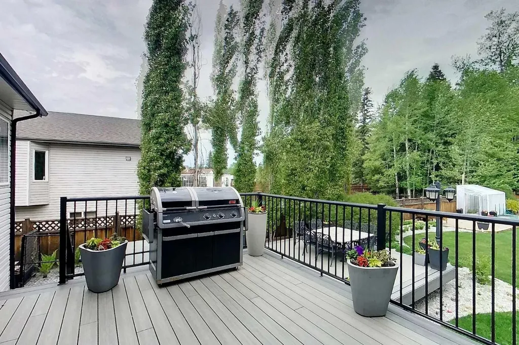 1409 Edson Drive Edson AB T7E 1H6