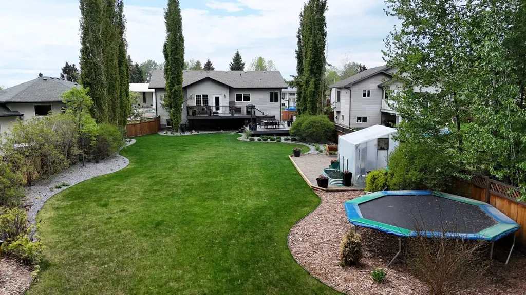 1409 Edson Drive Edson AB T7E 1H6